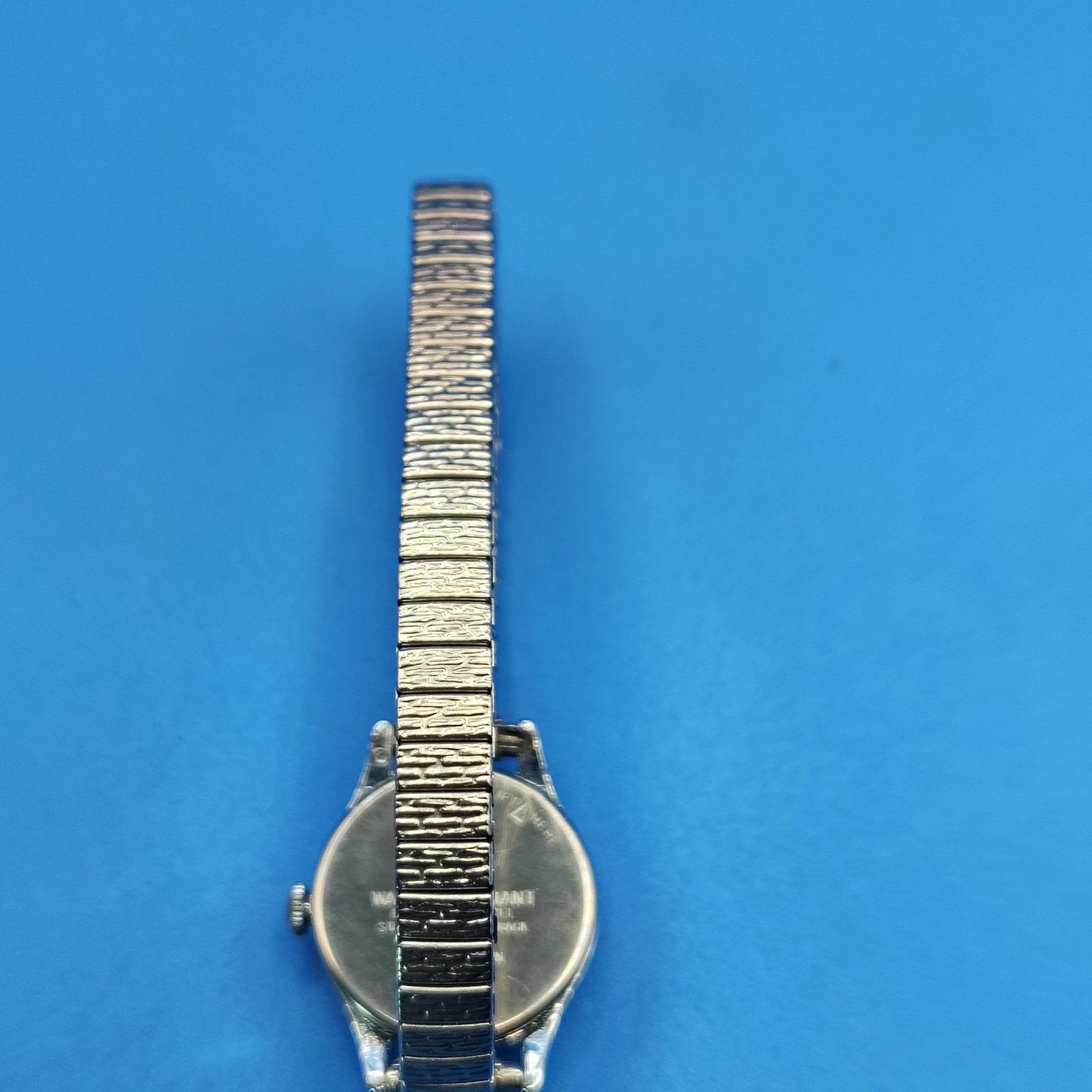 Vintage 1995 Timex 20mm Women display picture 2