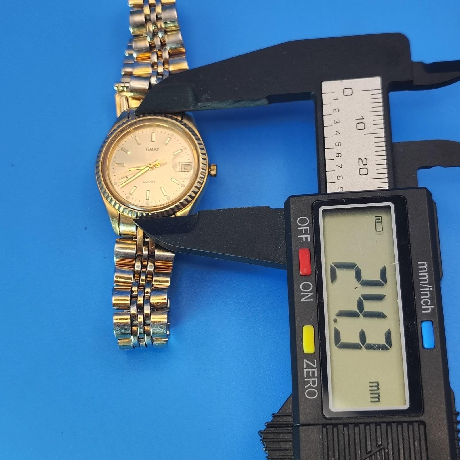 Vintage 1992 Timex Presidential Date 24mm Women display picture 1