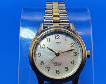 Vintage 2002 Timex Indiglo Real Mother of Pearl Dial 25mm  display picture 3