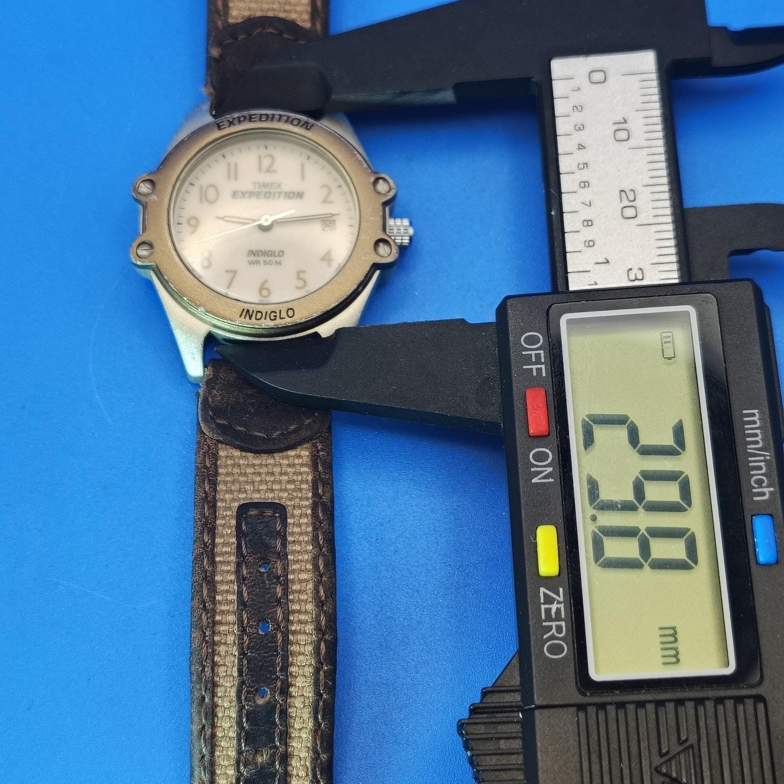 Vintage 1997 Timex Expedition Indiglo 30mm Women display picture 2