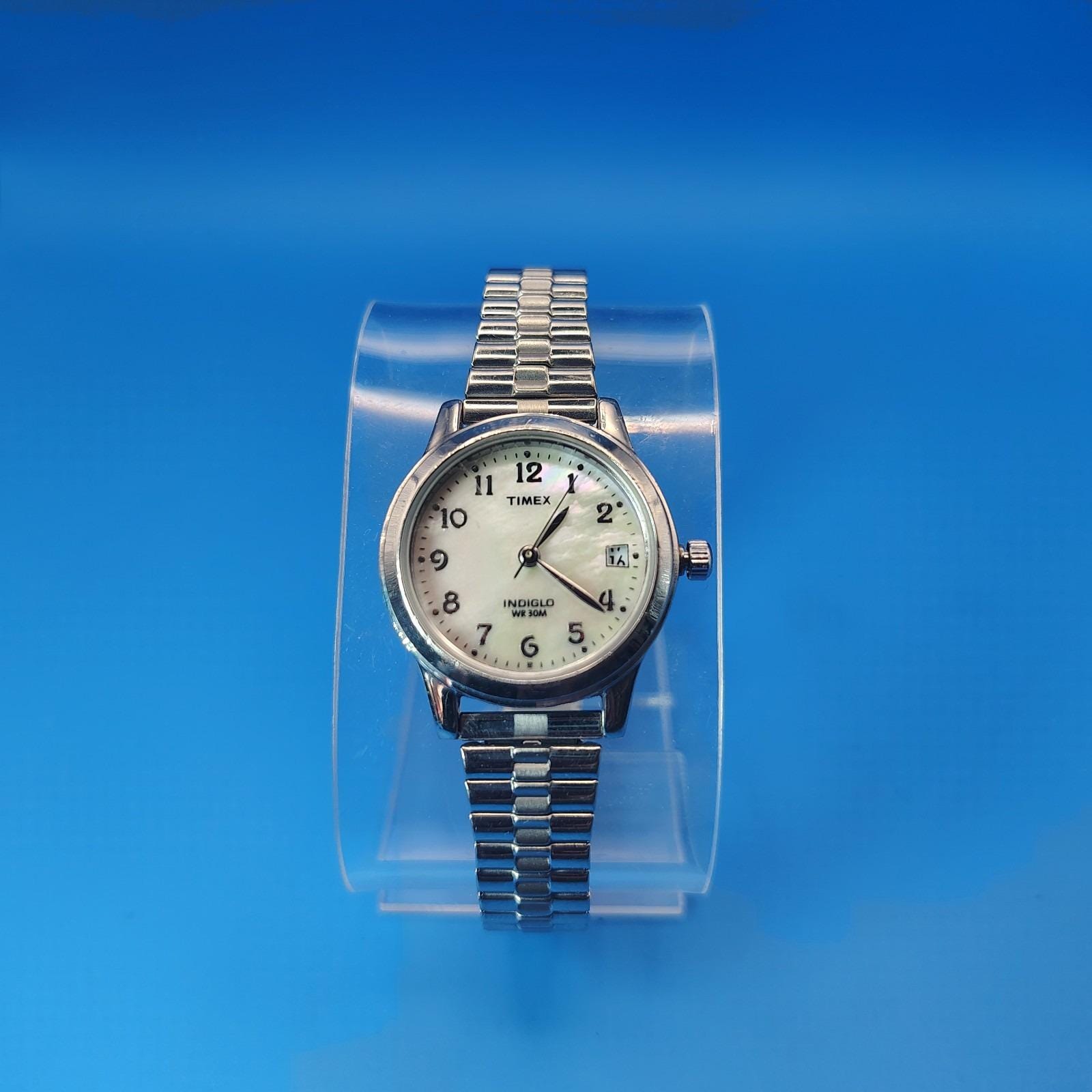 Vintage 2007 Timex‎ Indiglo Date Mother Of Pearl Dial 25mm Women\'s Quartz Watch Vintage 2007 Timex Indiglo Date Mother of Pearl Dial 25mm  main image 2