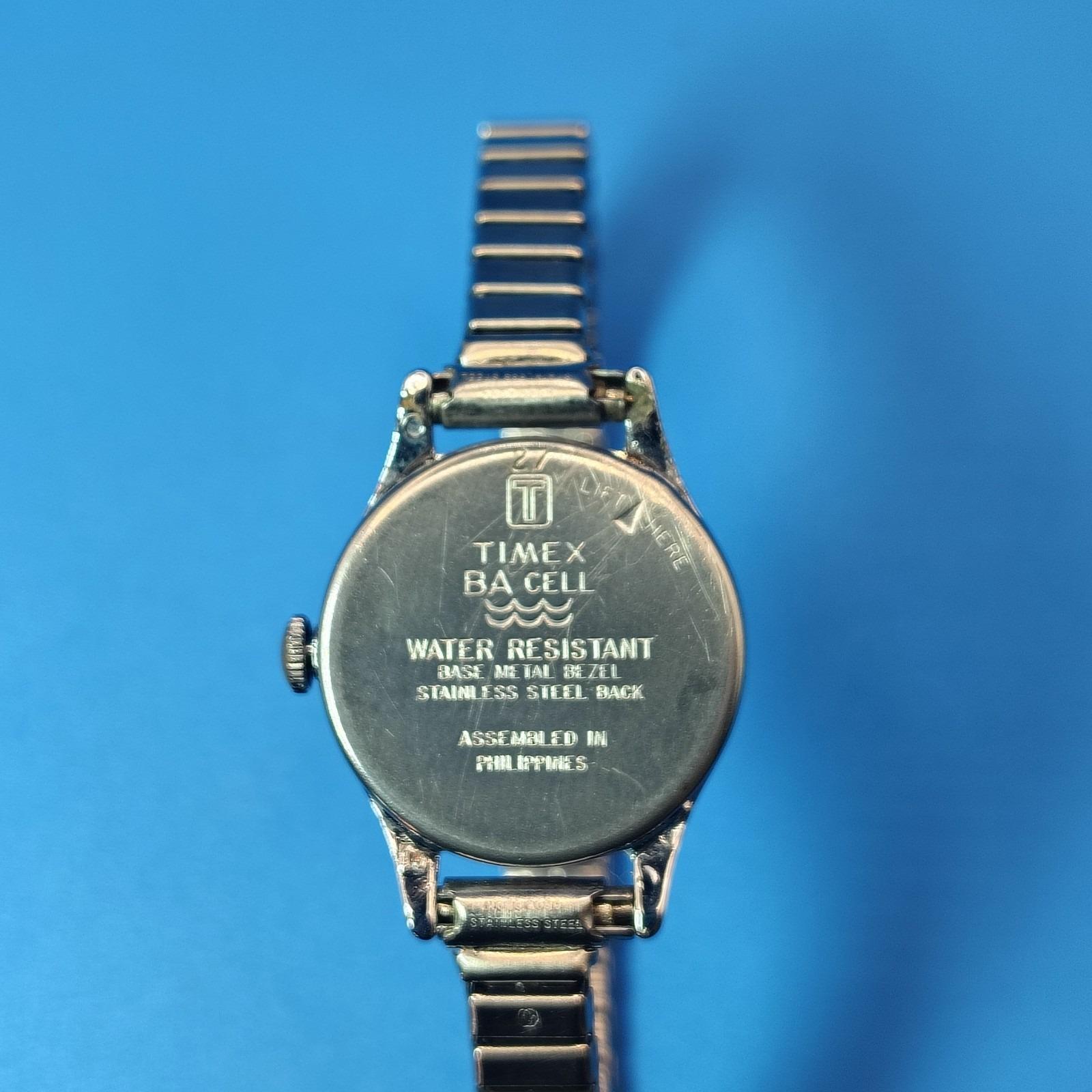 Vintage 1991 Timex 20mm Women display picture 2