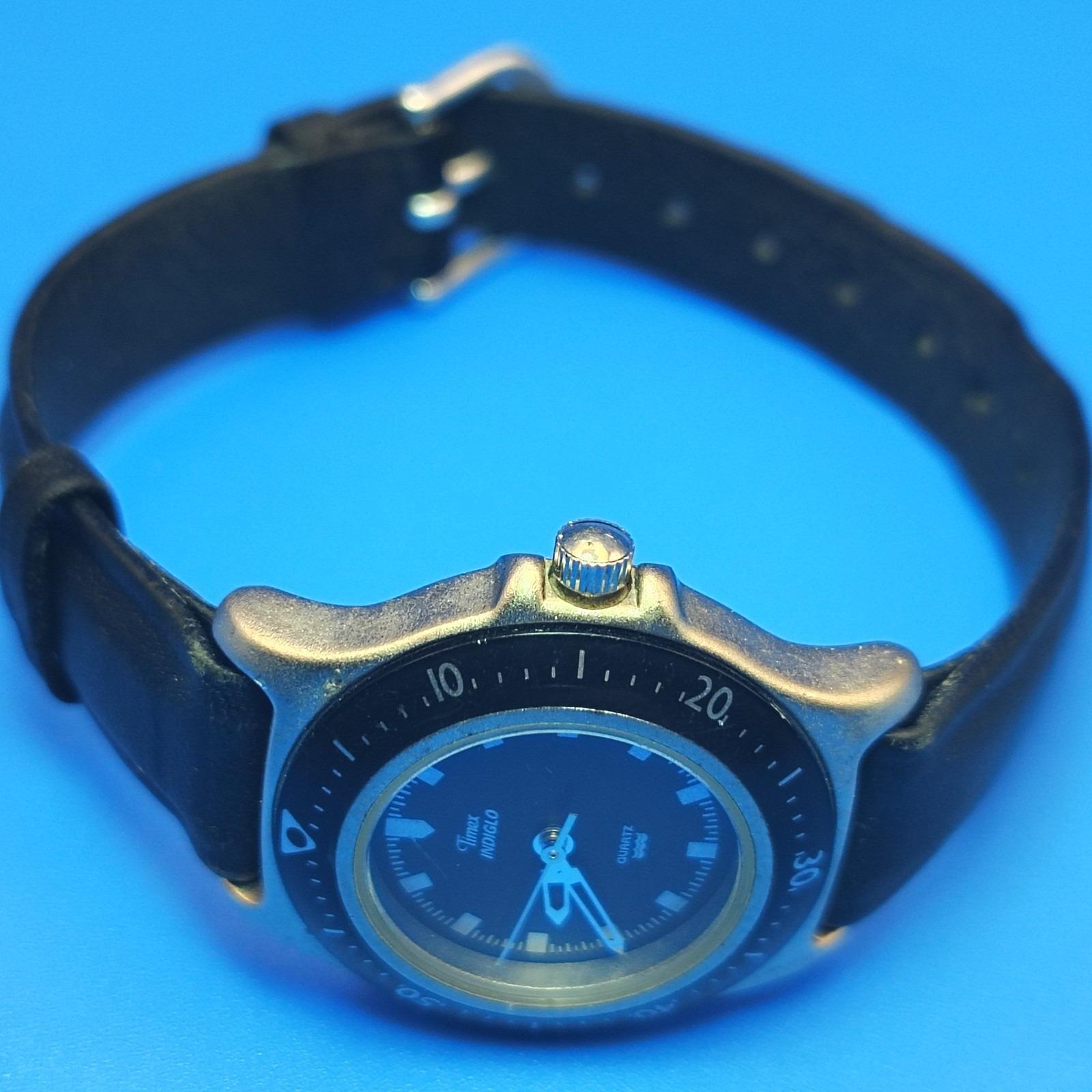 Vintage 1995 Timex Indiglo Diver 27mm Women