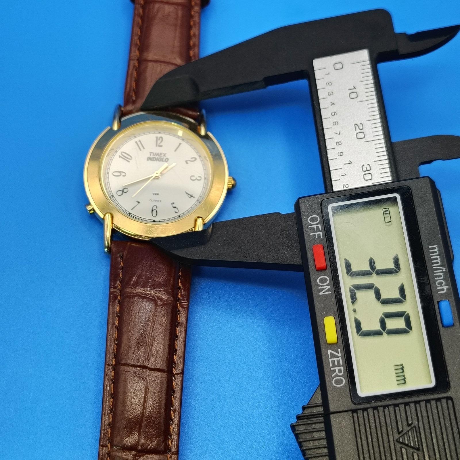Vintage 1992 Timex Indiglo 33mm Women display picture 1