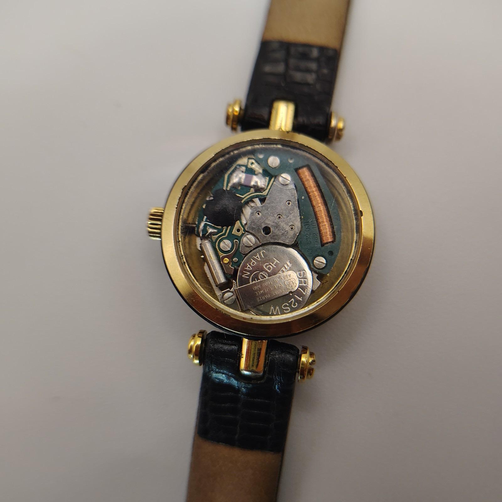 Vintage Authentic GUCCI 2000L SWISS Women display picture 2