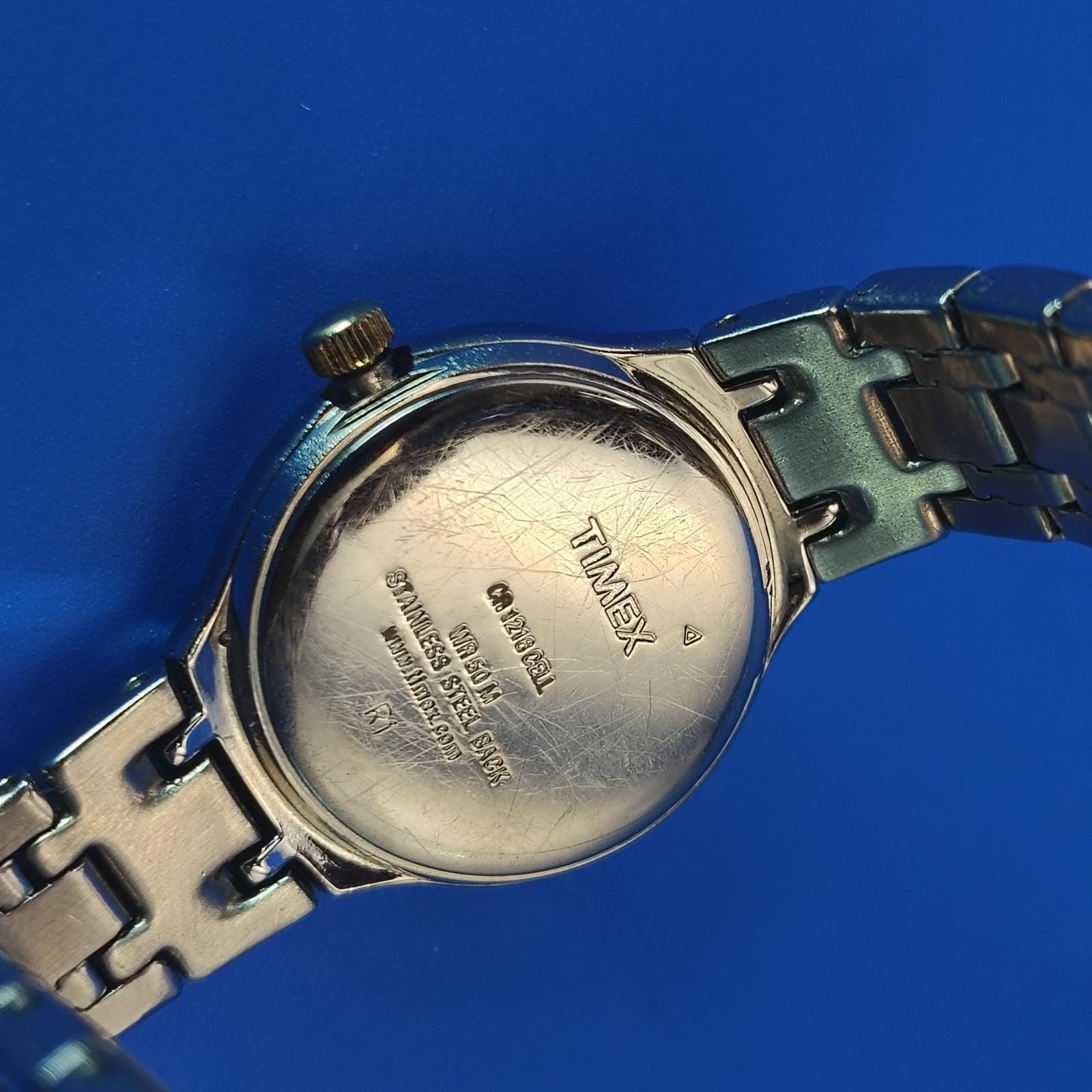 Vintage 2001 Timex Indiglo 27mm Two Tone Women display picture 2