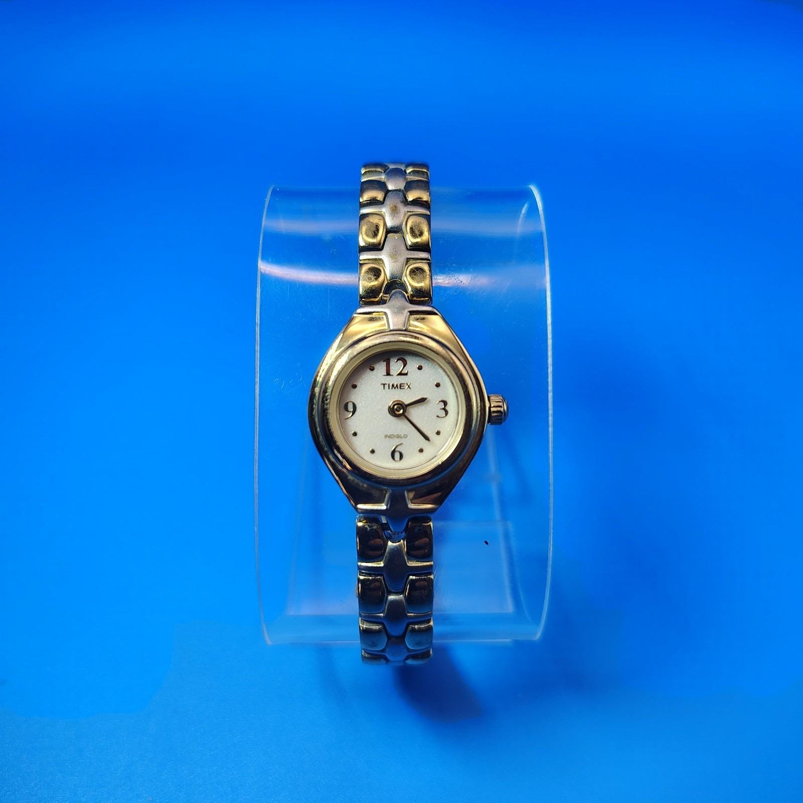 Vintage 2006 Timex Indiglo 27mm Two Tone Women\'s‎ Quartz Watch Fully Restored Vintage 2007 Timex 27mm Two Tone Women main image 3