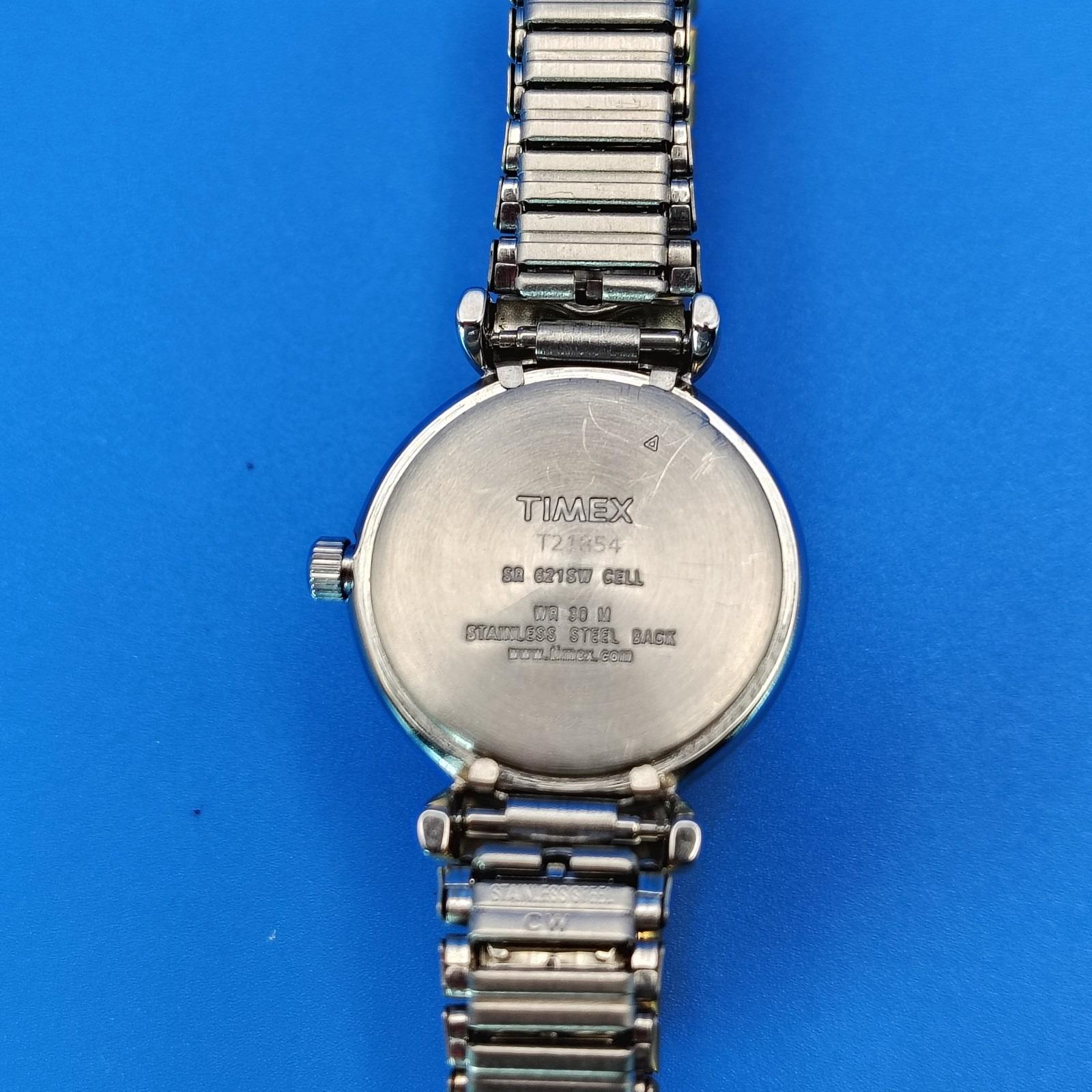 Vintage 2009 Timex Classic Bowtie X Lug 30mm Women\'s Quartz Dress Watch Restored Vintage 2006 Timex 30mm Bowtie Women main image 3