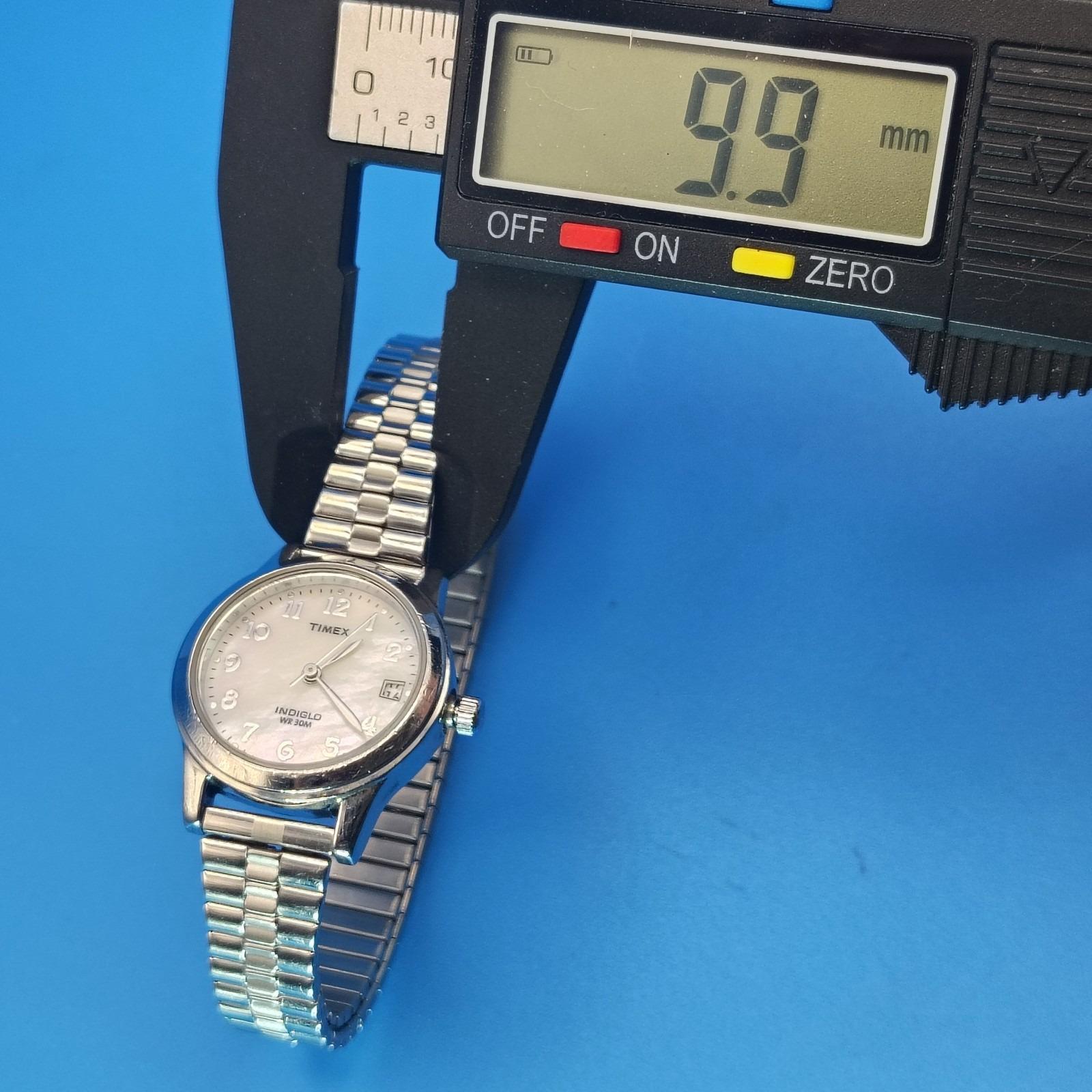Vintage 2007 Timex Indiglo Date Mother of Pearl Dial 25mm 