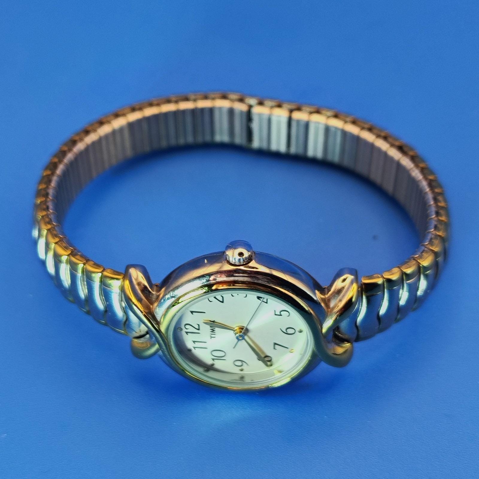 Vintage 2006 Timex Elegant 25mm Women display picture 3