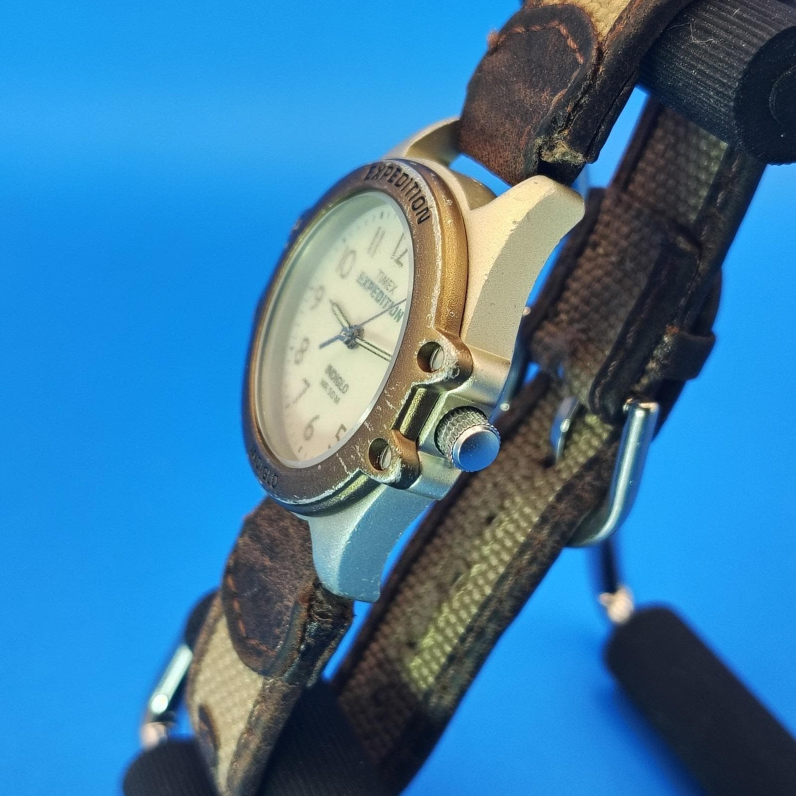 Vintage 1997 Timex Expedition Indiglo 30mm Women