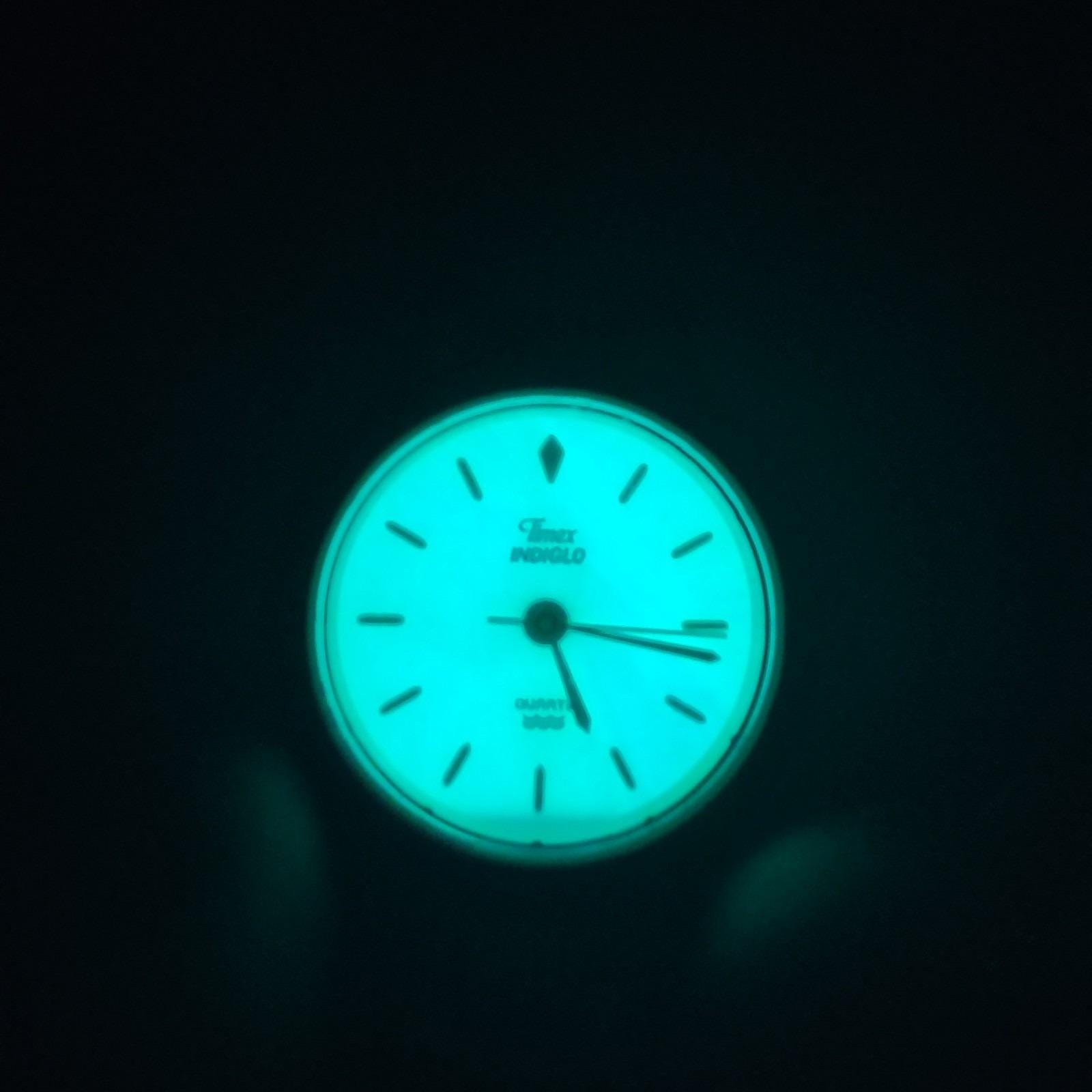 Vintage 1993 Timex Indiglo Mother of‎ Pearl  27mm Women\'s Quartz Watch Size 5.5 Vintage Timex Mother of Pearl Irridescent Indiglo Classic  main image 4