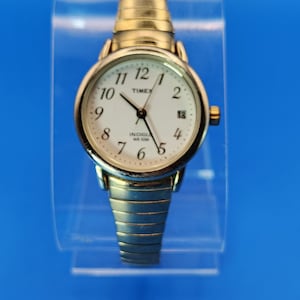 Vintage Timex Easy Reader DATE 25mm Women's Quartz Watch Fully Restored New Batt