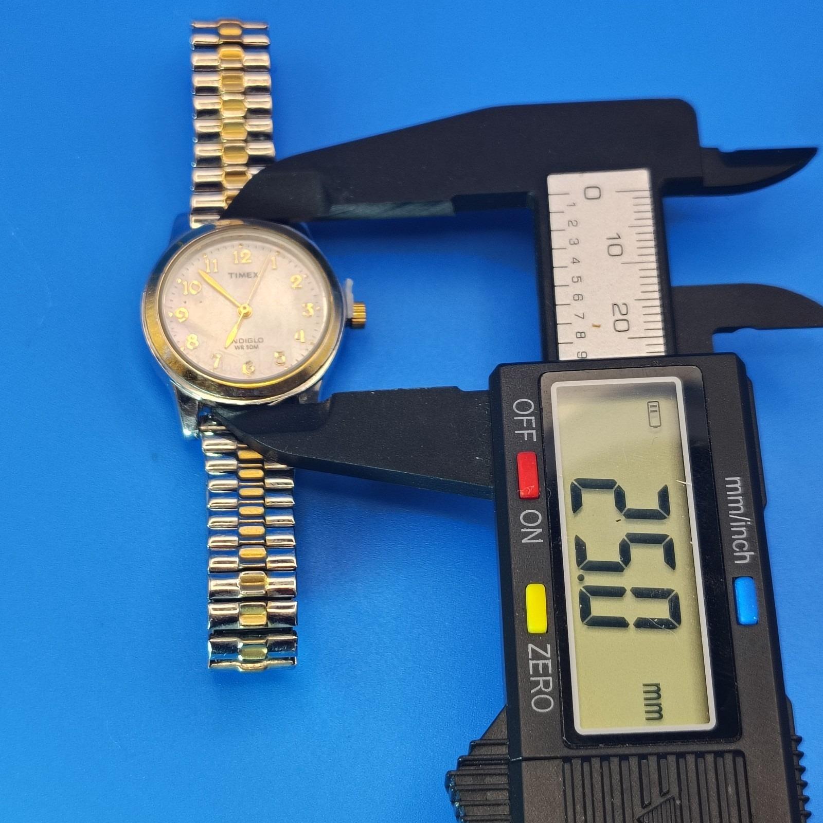 Vintage 2006 Timex Indiglo 25mm Women display picture 2