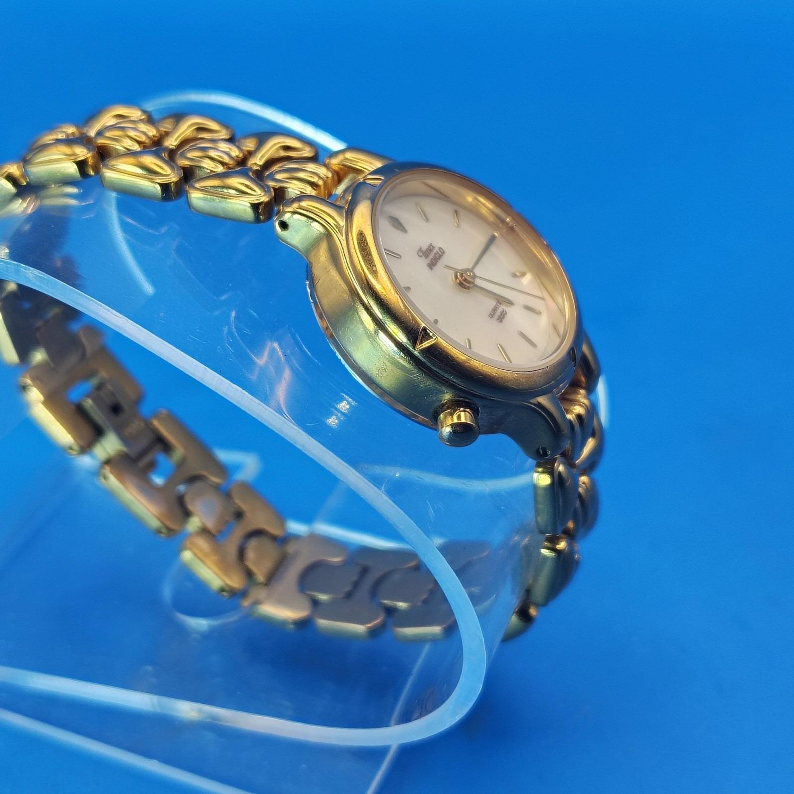 Vintage 1993 Timex Indiglo Mother of Pearl 27mm Women display picture 3