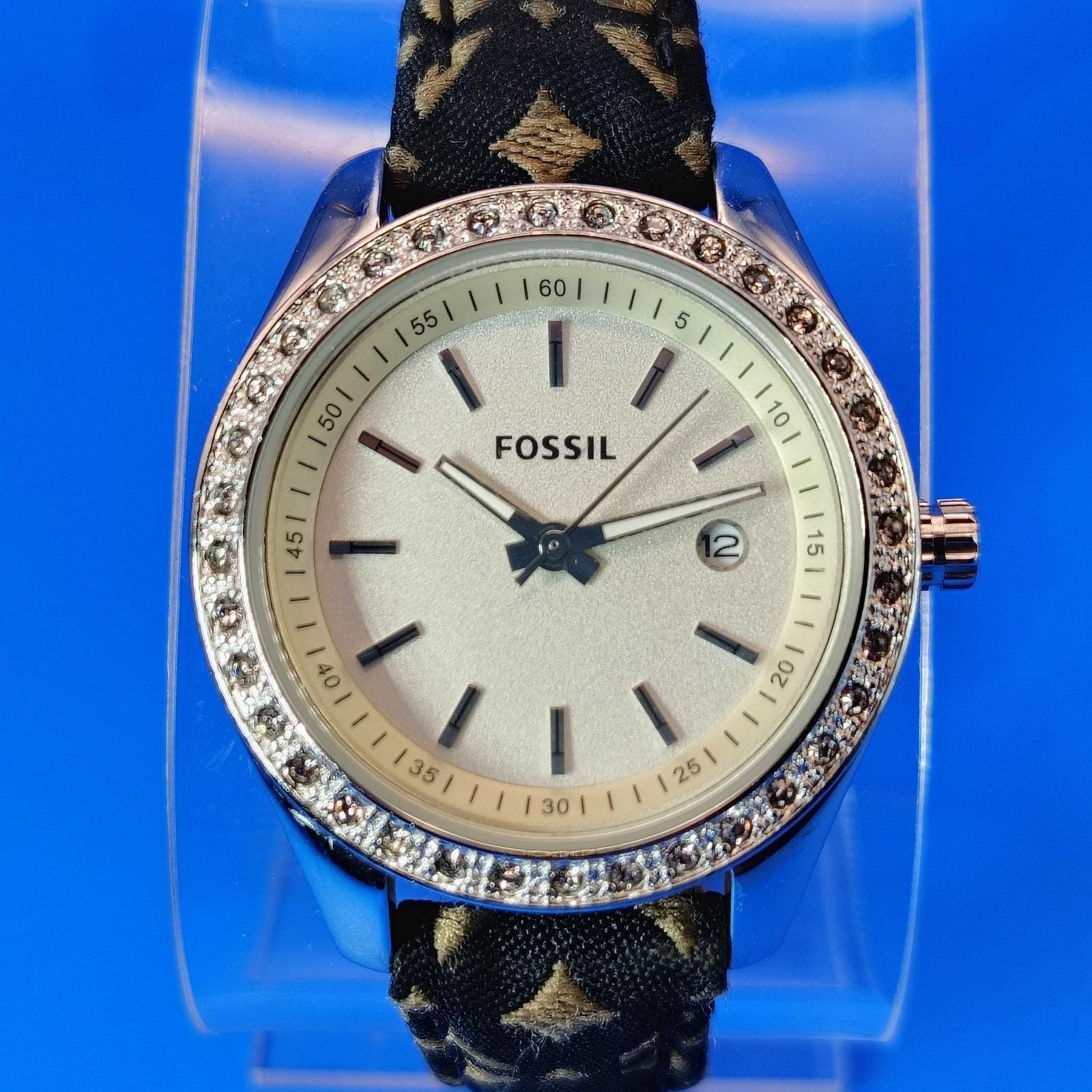 Vintage 2009 Fossil Date CZ Gem Bezel Momogram Strap 30mm Women\'s Quartz Watch WATCHMEGOBROKE - Etsy main image 4