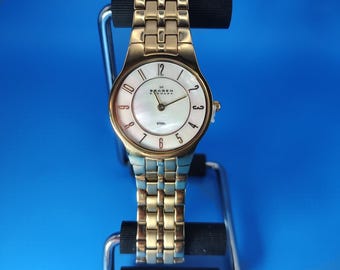 Skagen Denmark Mother of Pearl 28mm Women display picture 1