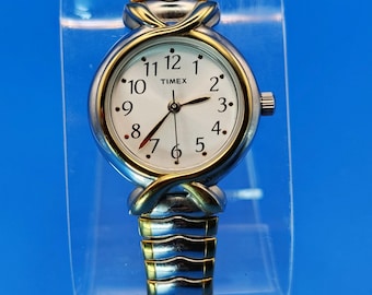 Reloj de cuarzo Timex vintage para mujer, 30 mm, 2004, dos tonos, acero inoxidable, pulsera elástica