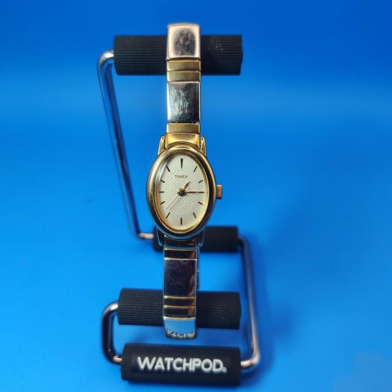 Vintage 1994 Timex Oval 24mm Two Tone Women display picture 2