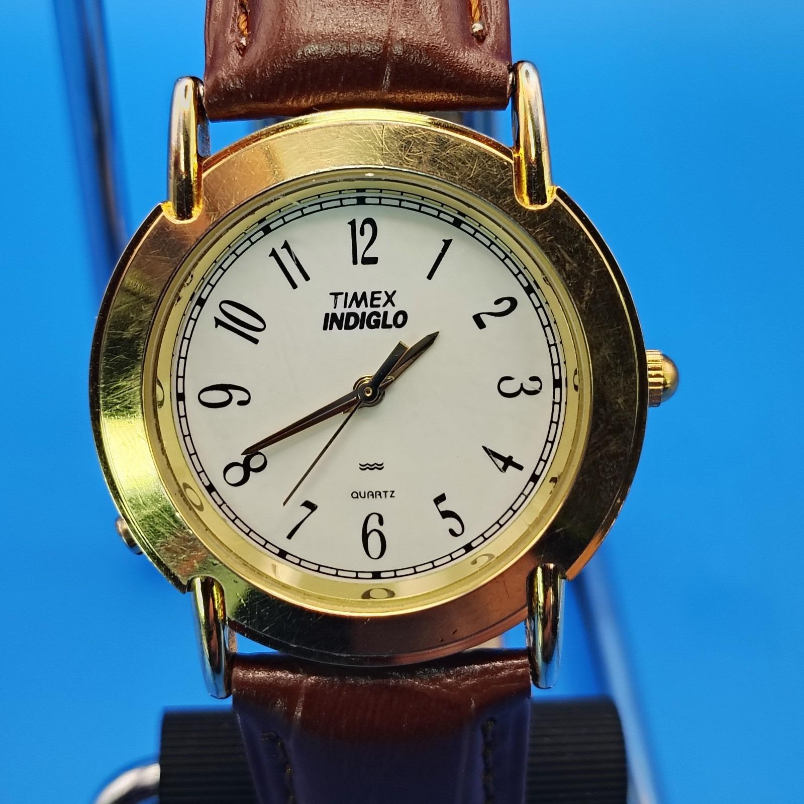 Vintage 1992 Timex Indiglo 33mm Women display picture 3
