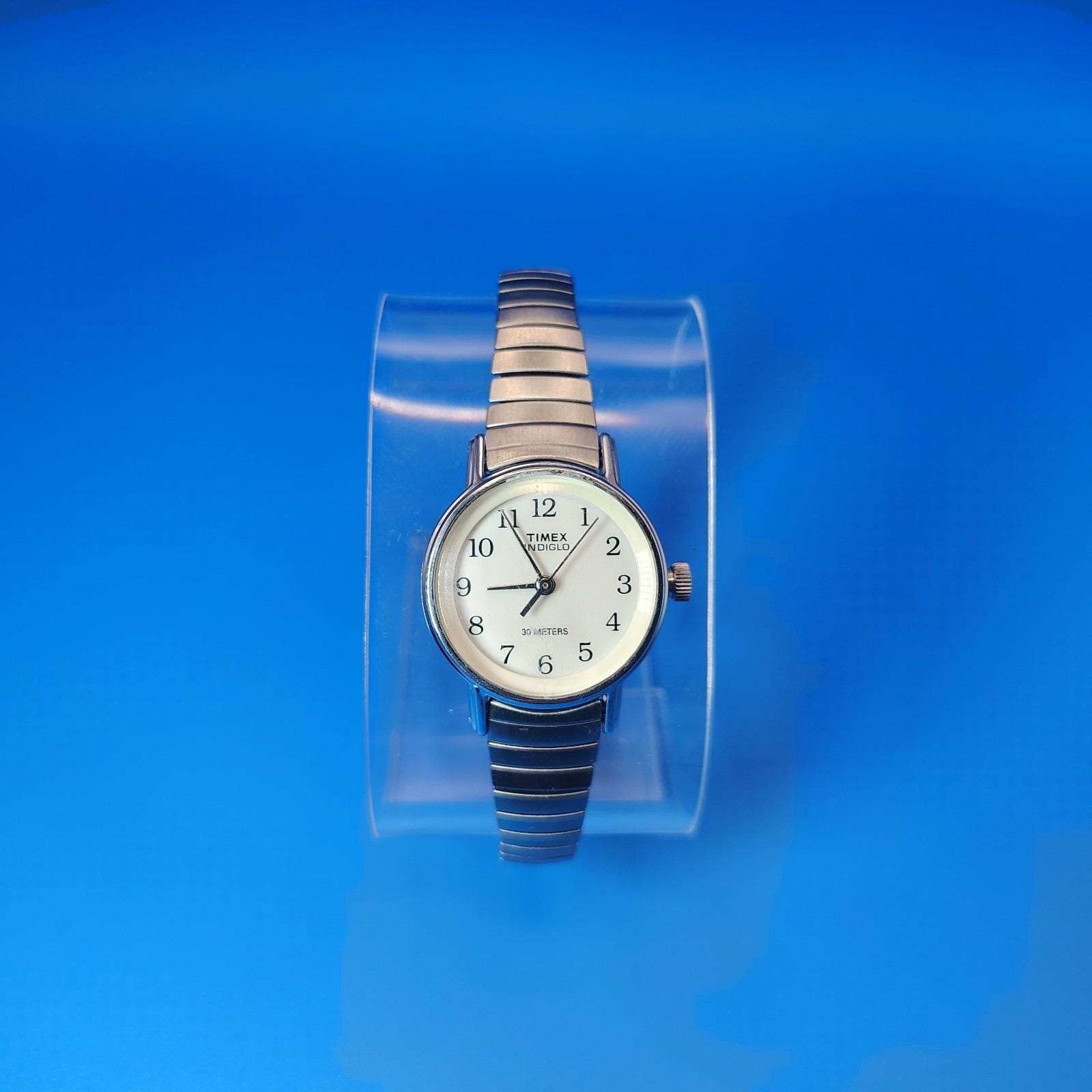 Vintage 1993 Timex Indiglo 23mm Women\'s‎ Quartz Watch Stretch Bracelet Vintage 1993 Timex Indiglo 23mm Women main image 3
