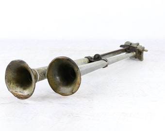 Old Car Horn, Vintage Dual Trumpet Car Horn, Man Cave Decor, Vintage Industrial Decor