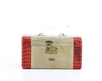 Vintage Train Case From The 1940's, Antique Luggage