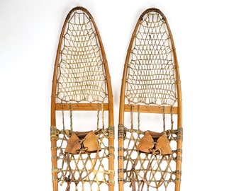 Vintage Snowshoes, Winter Decor, Cabin Decor, Ski Lodge Decor, Mountain Decor