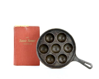 Vintage Griswold Cast Iron Aebleskiver Pan No 32 Pattern 962, Heirloom Kitchen Pan