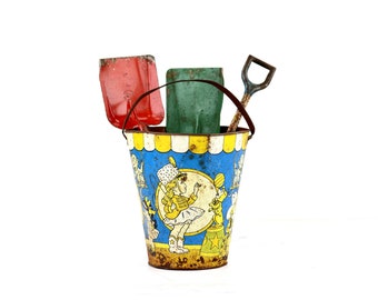 Vintage Metal Sand Pail With 3 Shovels, Vintage Nautical Decor, Vintage Children's Room Decor, Vintage Cottage Decor