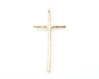 Hammered Cross Pendant in Matte Gold, Latin Cross Charm / MMG-276-P
