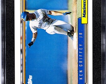 Ken Griffey Jr 1992 Topps # 50 SGC Grade 9.5