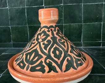 Handmade Moroccan Tagine – Hand-Painted Ceramic Cooking Pot from Fez – Authentic Clay Cookware for Moroccan Food & Kitchen Décor