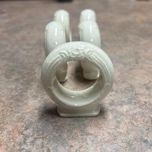Set of (5 )Vintage White Ceramic Porcelain Napkin Rings Holders Table Decor