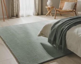 Hand Tufted Solid Green Wool Area Rug, Modern Minimalist Handmade Carpet, Plush Living Room Rug, Bedroom Rug, Custom Size 5x8 8x10 9x12