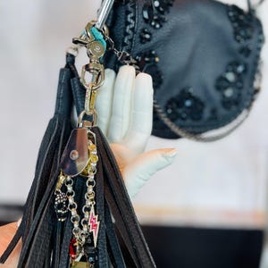 Borsa Donna Elegante Con Ciondolo Nappa - Pelle PU - Tracolla Regolabile - Rosa - Foto 3