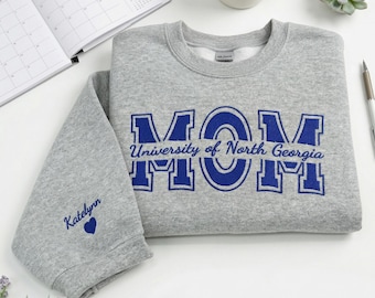 Sudadera para mamás universitarias con nombres, sudadera personalizada bordada con la inscripción "Universidad de tu mamá", sudadera "Mamá orgullosa", regalo de graduación para mamá.