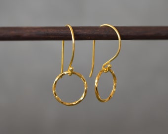 24k Gold Vermeil Circle Earrings. Gold Earrings. Circle Earrings. Dangle Earrings. Minimalist Earrings. Everyday Earrings. Gift For Her.