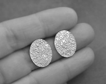 Sterling silver oval earrings. Silver post earrings. Stud earrings. Silver jewellery. Minimalist. Handmade.