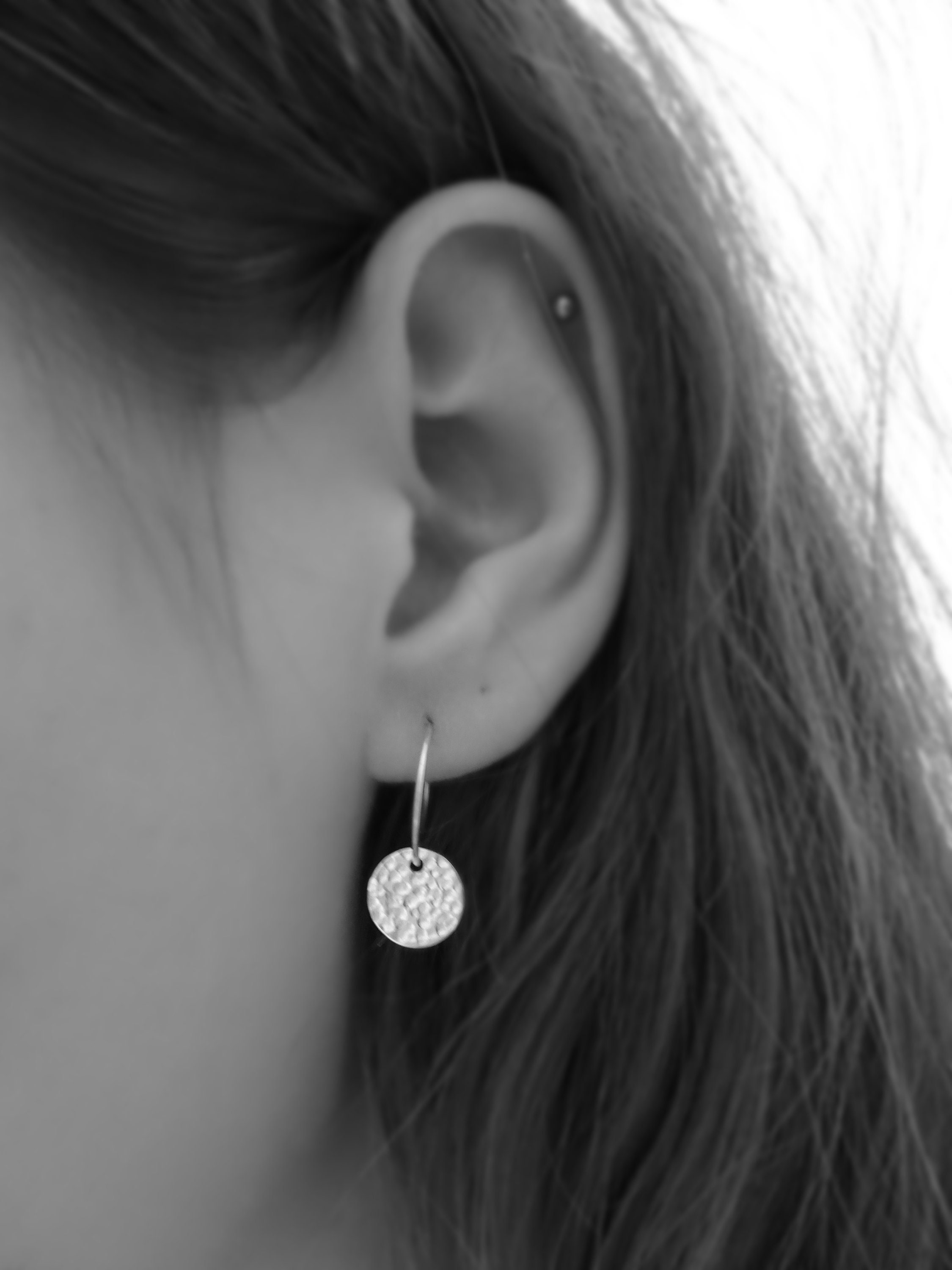 Sterling silver disc charm hoop earrings. Hammered disc Etsy
