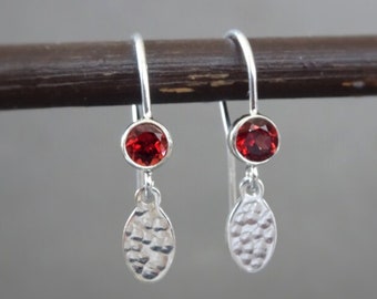 Garnet birthstone sterling silver earrings. Dangle oval earrings. January birthstone silver earrings. Gift for her. Earrings for woman