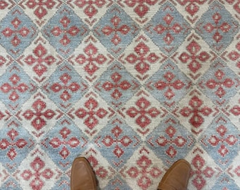 Alfombra geométrica vintage / Alfombra de lana tejida a mano / Alfombra con estampado de rombos rojos y azules / Decoración bohemia para el hogar / Alfombra decorativa para sala de estar