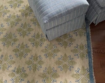 Alfombra tejida a mano con estampado floral en tonos beige, verde y azul / Alfombra de lana de estilo vintage / Decoración neutra estilo boho para sala de estar