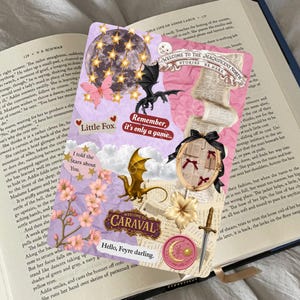 Romantasy Pink Bookish Kindle Einsatz | Lese Accessoires | literarisches Geschenk | Buchliebhaber Geschenk | gemütliches Kindle