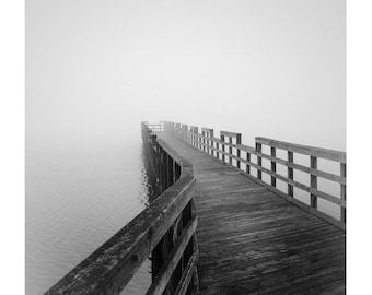 lago blanco y negro, fotografía, fotografía de muelle, impresión, arte minimalista, arte de la casa del lago