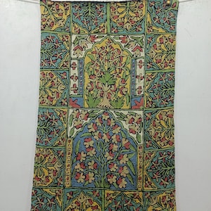 Vintage Beautiful Hand Wool Embroidered Kashmiri Chain Stitch Rug Floor Area Living Room Bedroom Wall Hanging 91x56 Cm
