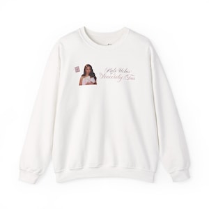 Kali Uchis Inspired Sweatshirt, Cozy Crewneck, Minimalist Fashion, Perfect Gift for Fans, Ideal for Casual Outings, Birthday Present