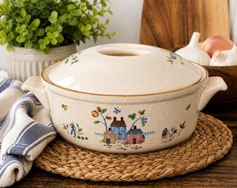 Vintage Heartland International 2 Qt Oval Covered Casserole Dish Bowl with Lid