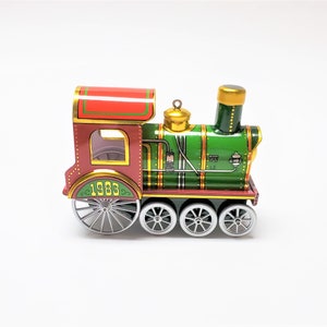 1983 Tin Locomotive Hallmark Keepsake Ornament Number 2 in The Series, Locomotive Christmas Ornament, Red and Green Engine, NO Price Tag