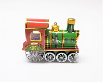 1983 Tin Locomotive Hallmark Keepsake Ornament Number 2 in The Series, Locomotive Christmas Ornament, Red and Green Engine, NO Price Tag